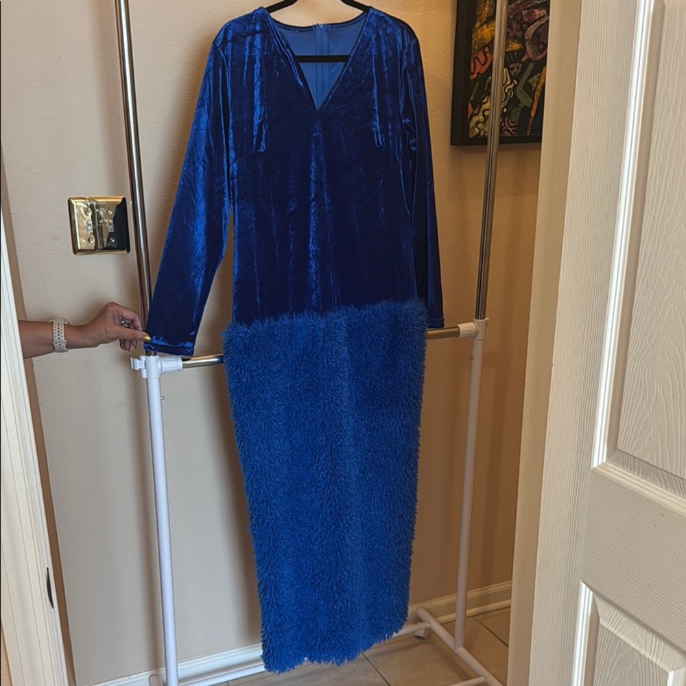 Elegant Blue Velvet Dress